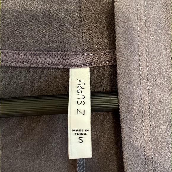 Z Supply Size Small Asymmetrical Cardigan - Picture 2 of 5